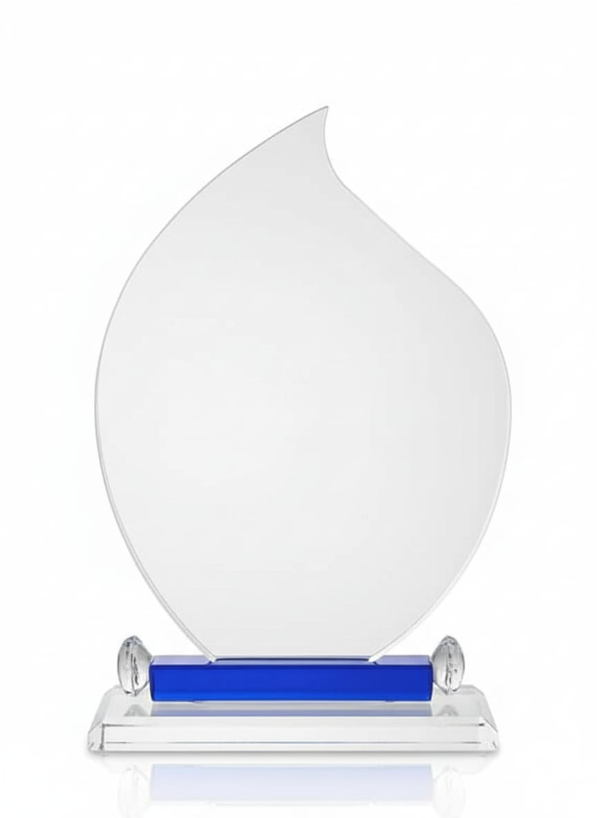 Leaf Shield with Diamond